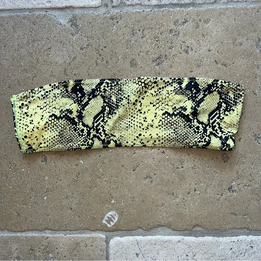 Triangl Swimwear strapless Snake Bikini top